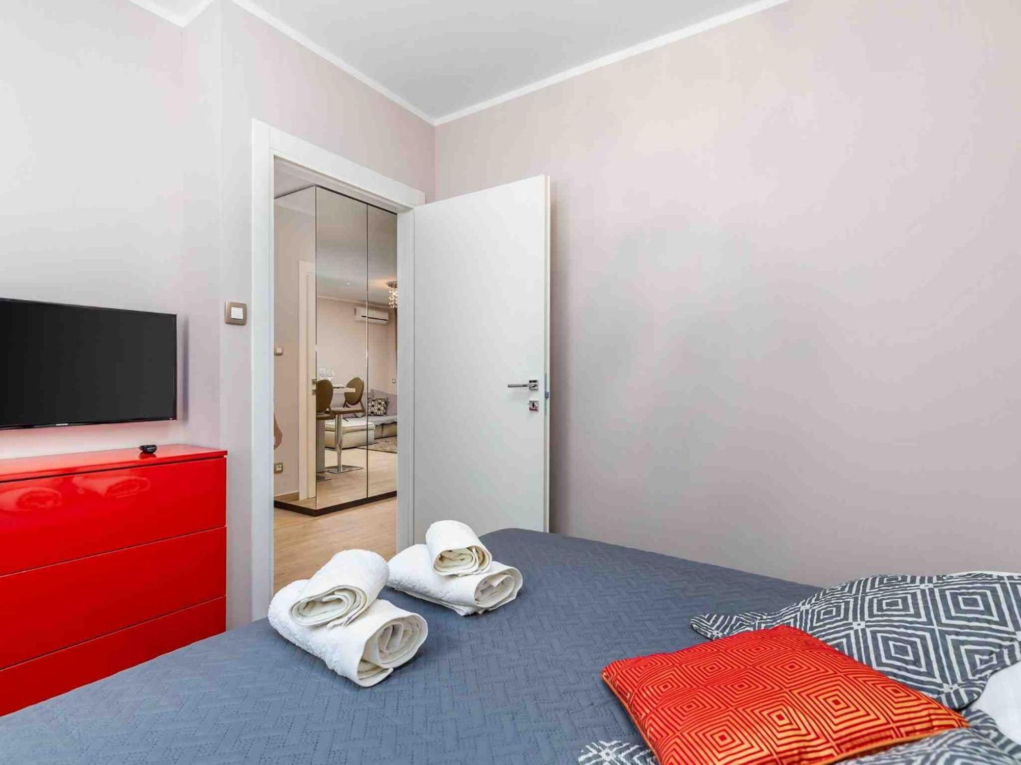 קסטב Srok Apartments With Pool חדר תמונה